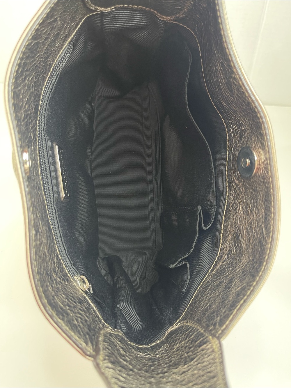 Salvatore Ferragamo Gancini shoulder bag - Picture 11 of 16